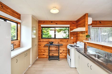 Photo of property in 2/29 Beach Road, Pahurehure, Papakura, 2113