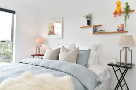 Photo of property in 2 Couldrey Crescent, Red Beach, 0932