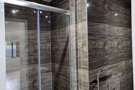 Photo of property in 37 Nola Dawn Avenue, Papakura, 2110