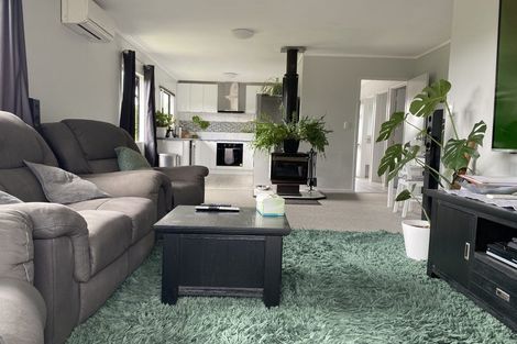 Photo of property in 72 Gallony Avenue, Massey, Auckland, 0614