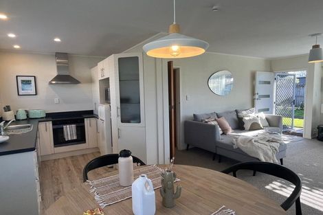 Photo of property in 1 Cardiff Road, Pakuranga, Auckland, 2010