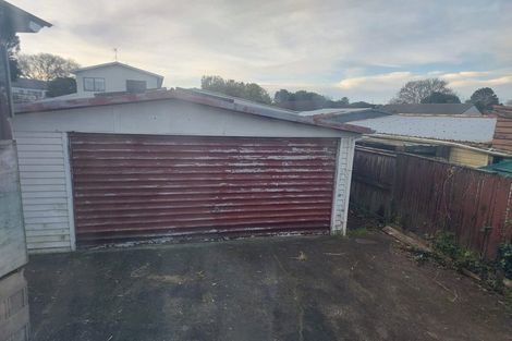 Photo of property in 15 Ribot Place, Randwick Park, Auckland, 2105