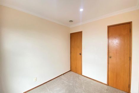 Photo of property in 12 Bragato Place, Chatswood, Auckland, 0626