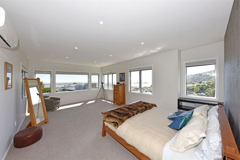 Photo of property in 2 Challenger Lane, Redcliffs, Christchurch, 8081