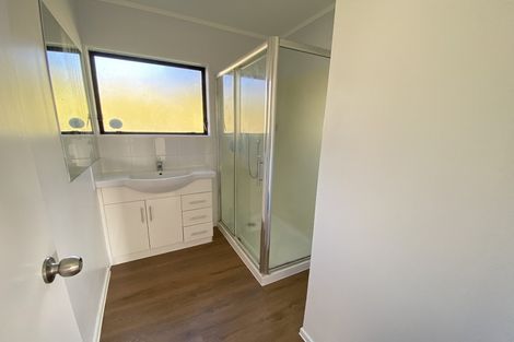 Photo of property in 6/17a Idesia Place, Totara Heights, Auckland, 2105