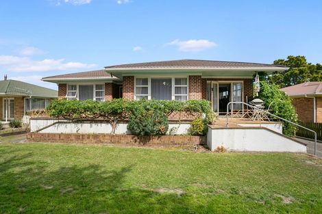 Photo of property in 73 Stanley Avenue, Te Aroha, 3320