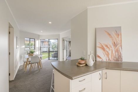 Photo of property in 16 Beachwater Grove, Paraparaumu Beach, Paraparaumu, 5032