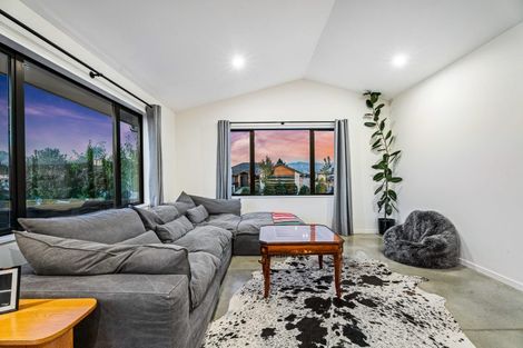 Photo of property in 5 Tahi Street, Albert Town, Wanaka, 9305