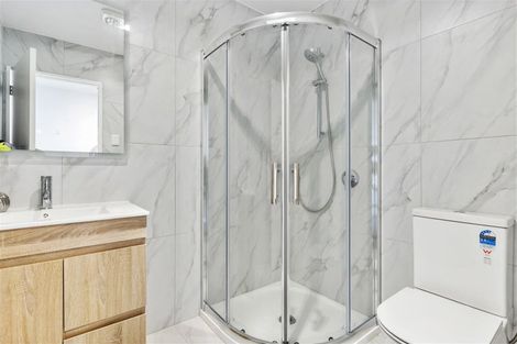 Photo of property in 12b Cranston Street, Torbay, Auckland, 0632