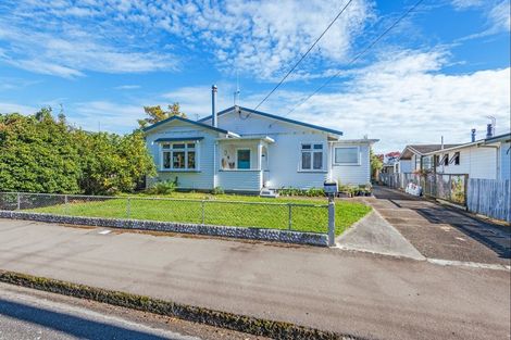 Photo of property in 38 Sedcole Street, Pahiatua, 4910