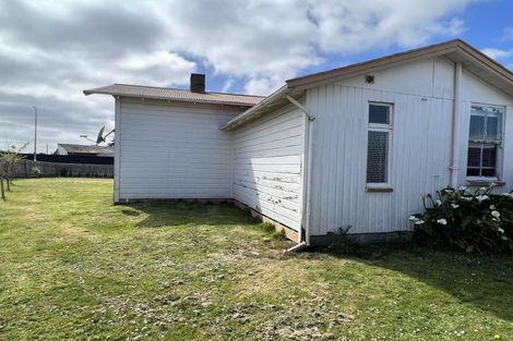 Photo of property in 7 Seddon Street, Dannevirke, 4930