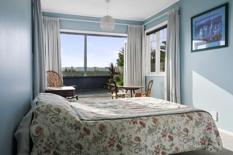 Photo of property in 7 Marine Parade, Eastbourne, Lower Hutt, 5013