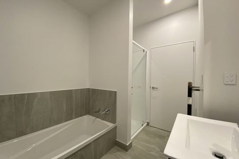 Photo of property in 4/62 Spenmoor Street, Newlands, Wellington, 6037