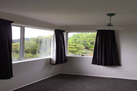 Photo of property in 4 Stallard Place, Glen Eden, Auckland, 0602