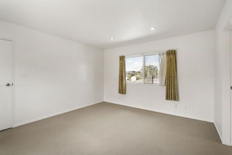 Photo of property in 16a Becroft Drive, Forrest Hill, Auckland, 0620