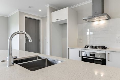 Photo of property in 75 Waruhia Crescent, Rototuna North, 3281