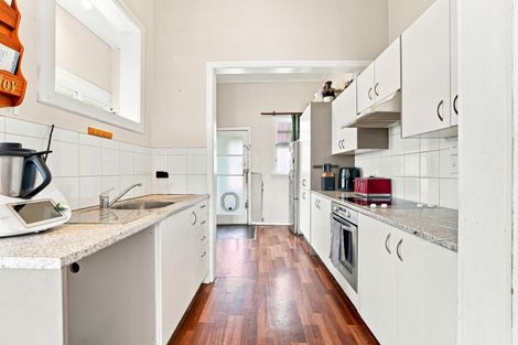 Photo of property in 44 Maxwell Avenue, Durie Hill, Whanganui, 4500