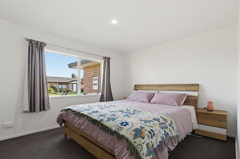 Photo of property in 11/15 O'sullivan Place, Waiuku, 2123