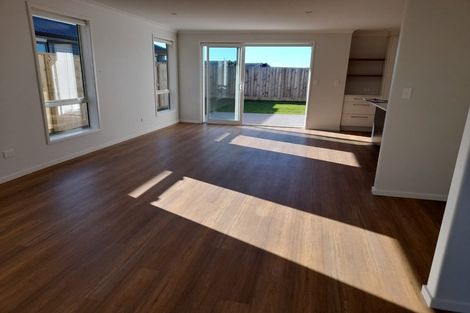 Photo of property in 11 Cotula Way, Papamoa Beach, Papamoa, 3118