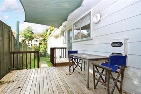 Photo of property in 15 Kerria Place, Sunnynook, Auckland, 0620