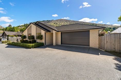 Photo of property in 4 Alluvial Court, Arthurs Point, Queenstown, 9371