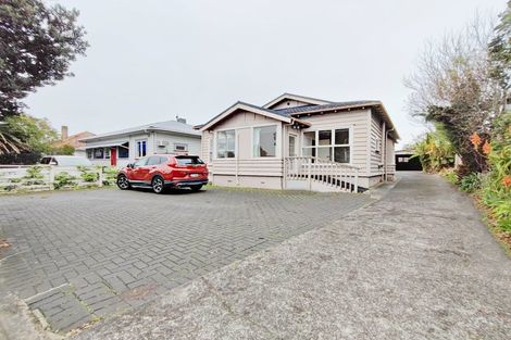 Photo of property in 352 Lake Road, Takapuna, Auckland, 0622