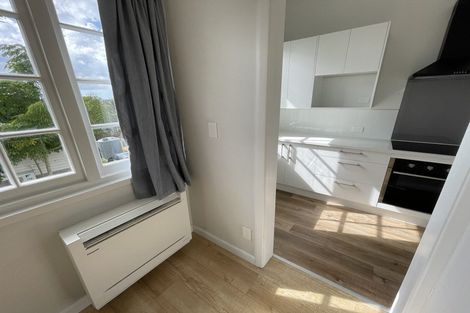 Photo of property in 9 Akarana Avenue, Mount Roskill, Auckland, 1041