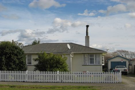 Photo of property in 30 Stout Street, Shannon, 4821