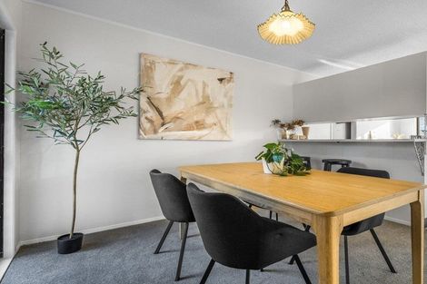 Photo of property in 1/4 Bowling Avenue, Epsom, Auckland, 1023