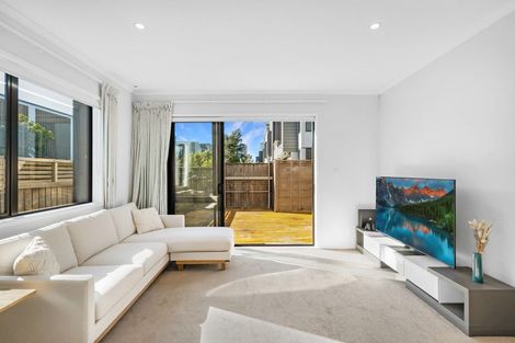 Photo of property in 60 Mapou Road, Hobsonville, Auckland, 0616