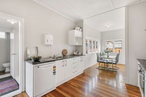 Photo of property in 96 Harris Street, Pukekohe, 2120