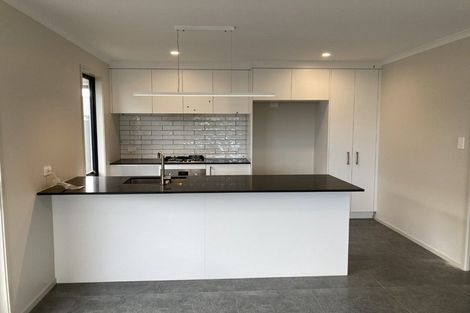 Photo of property in 10 Ash Lane, Omokoroa, 3114