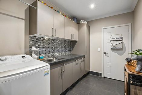 Photo of property in 42 Woodside Road, Woodside, Outram, 9073