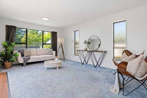Photo of property in 12 Fairmont Place, Hornby, Christchurch, 8042