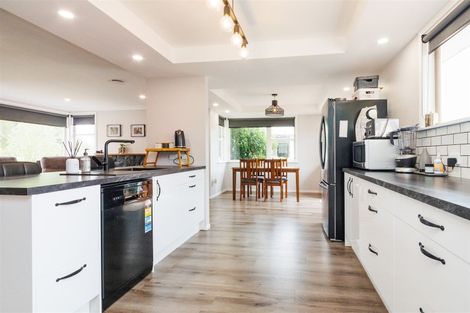 Photo of property in 27 Aspiring Avenue, Milson, Palmerston North, 4414