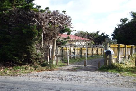 Photo of property in 1112 Parewanui Road, Parewanui, Bulls, 4894