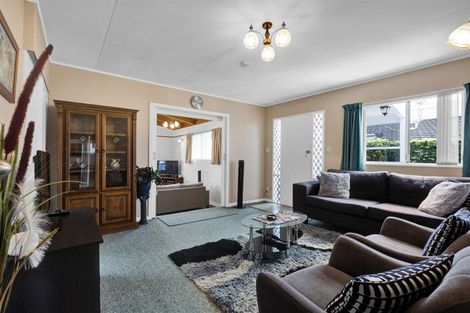 Photo of property in 43 Sunnyvale Street, Bell Block, New Plymouth, 4312