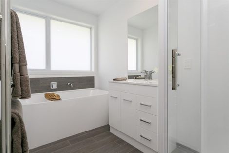 Photo of property in 20 Harakeke Drive, Wharewaka, Taupo, 3330