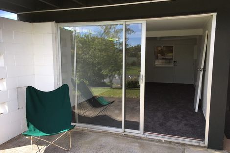 Photo of property in 4 Gerwyn Place, Pakuranga Heights, Auckland, 2010