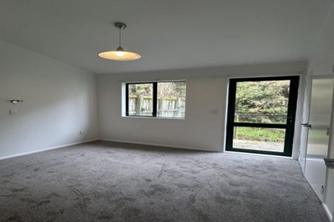 Photo of property in 3 Mitika Way, Strathmore Park, Wellington, 6022