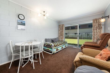 Photo of property in 40c Maunganui Road, Mount Maunganui, 3116
