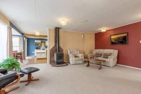 Photo of property in 131 Te Rangitautahanga Road, Turangi, 3334