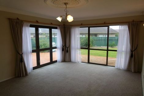 Photo of property in 63 Geraldine Crescent, Cloverlea, Palmerston North, 4412