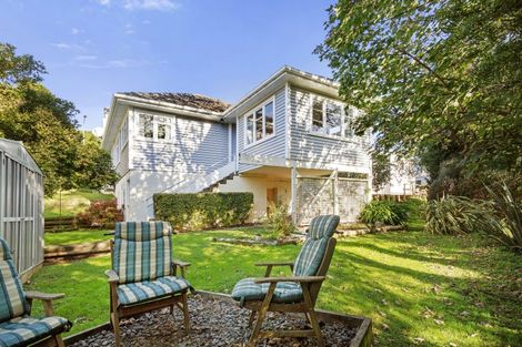 Photo of property in 247 Middleton Road, Glenside, Wellington, 6037