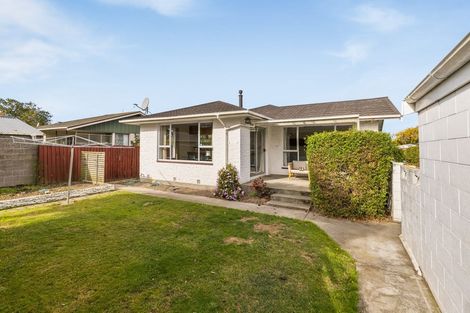 Photo of property in 8 Glenavon Place, Ilam, Christchurch, 8041