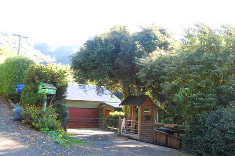 Photo of property in 30 Zephyr Terrace, Governors Bay, Lyttelton, 8971