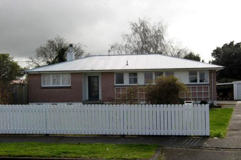 Photo of property in 42 Fergusson Street, Solway, Masterton, 5810