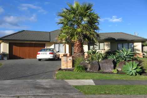 Photo of property in 19 Ballycullanie Place, Dannemora, Auckland, 2016