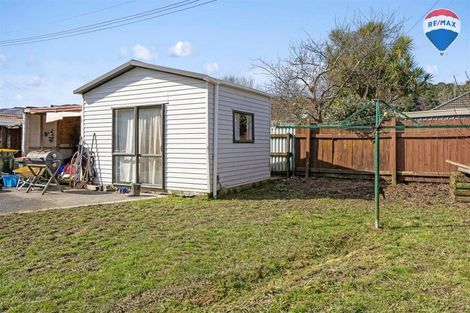 Photo of property in 206 Cambridge Terrace, Naenae, Lower Hutt, 5011