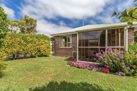 Photo of property in 72a Wildberry Street, Woolston, Christchurch, 8023